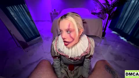 Hey were Vi and Alex VACATION FROM OCTOBER 31 TO NOVEMBER 12. AVAILABLE ON INST online show from November 1, 10:34 pm