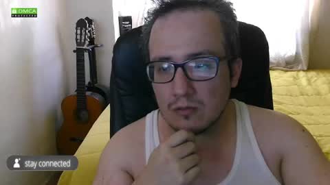 Snapshot of _buckle_ chatting on June 14, 5:04 pm _buckle_ online show from June 14, 5:04 pm