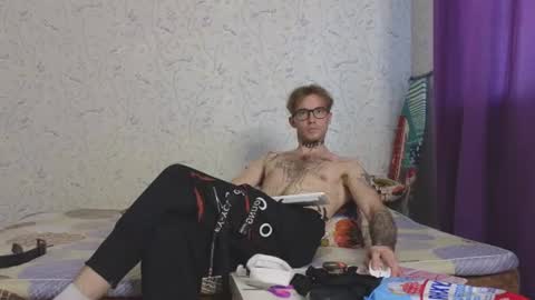 Snapshot of _by_double_sexy_miss_ chatting on July 30, 1:04 am _by_double_sexy_miss_ online show from July 30, 1:04 am
