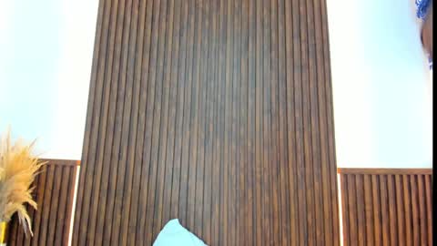 Shatta  Sara online show from February 18, 4:26 pm