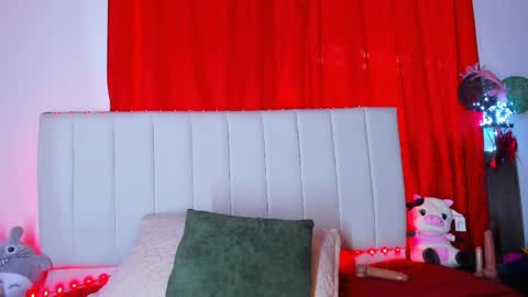 Carolina  online show from March 13, 4:57 pm