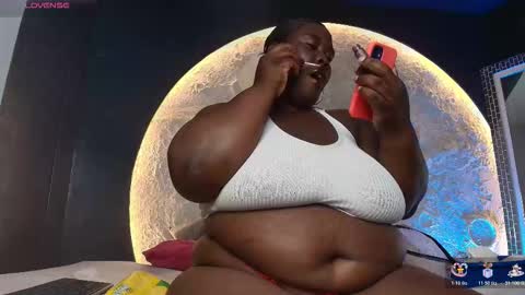 Snapshot of _carolinagomez chatting on January 14, 7:08 pm Caro. online show from January 14, 7:08 pm