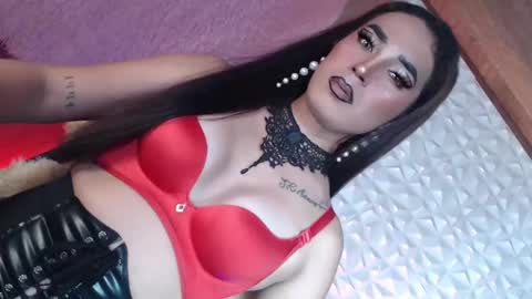 Caroline online show from January 22, 3:31 am