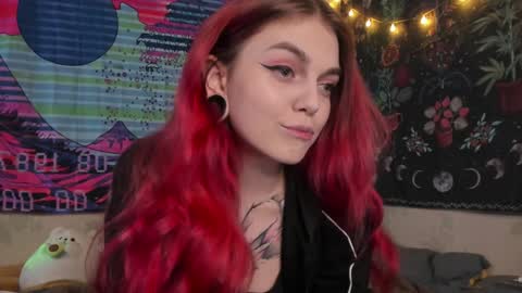 Caroline online show from January 10, 12:26 pm