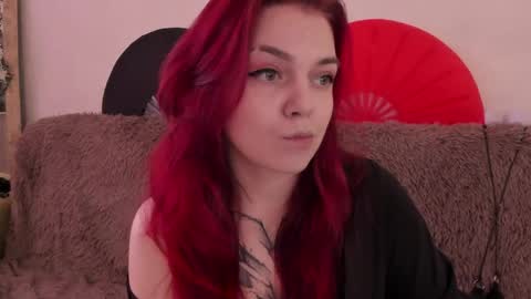 Caroline online show from April 18, 11:47 am