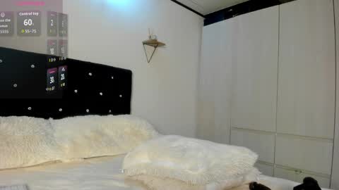 Bella  online show from April 7, 1:39 am