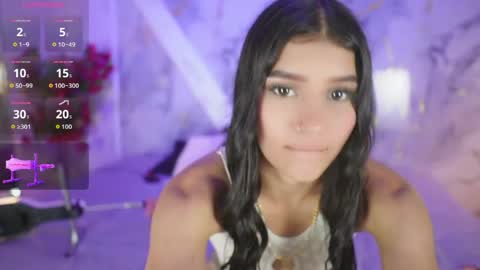 _charlotte_queen_ online show from April 15, 7:54 pm