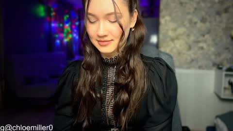 _chloe_miller_ online show from January 27, 6:52 pm