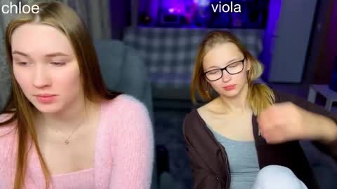 _chloe_miller_ online show from October 6, 7:44 pm