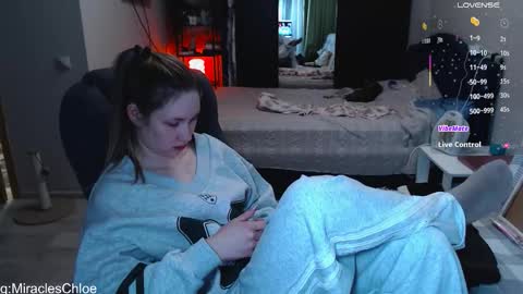 _chloe_miller_ online show from February 22, 2:26 pm