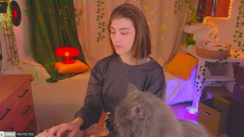 Mao online show from April 18, 6:12 pm