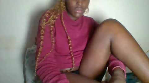 Snapshot of _clara01 chatting on February 5, 6:46 am clara online show from February 5, 6:46 am