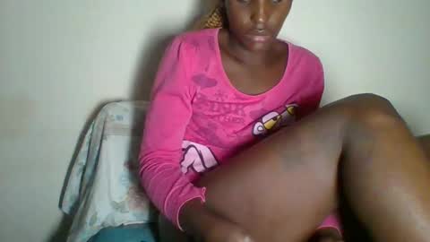 Snapshot of _clara01 chatting on February 14, 7:23 pm clara online show from February 14, 7:23 pm