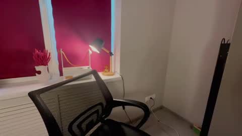 Snapshot of _comefeelme_ chatting on February 22, 6:24 am D online show from February 22, 6:24 am