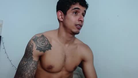 Snapshot of _crissgex_ chatting on February 9, 6:28 am crissgex online show from February 9, 6:28 am