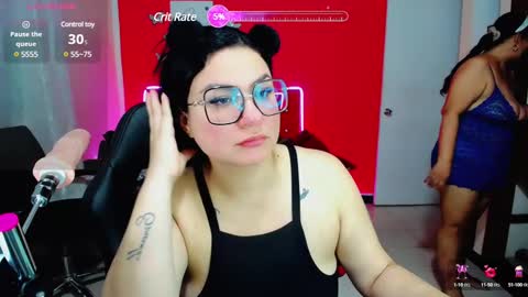 Snapshot of _curvy_mature_ chatting on December 18, 12:40 pm _curvy_mature_ online show from December 18, 12:40 pm