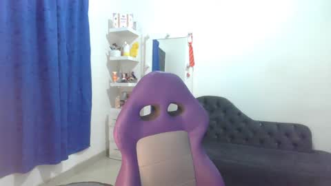 Katherine   Shedule  10pm -4 am  Colombia hour online show from January 17, 7:08 am