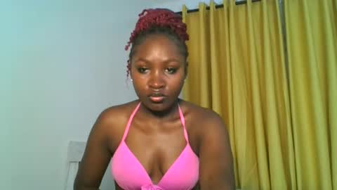 Snapshot of _cutestephanie chatting on December 21, 11:12 pm STEPH online show from December 21, 11:12 pm