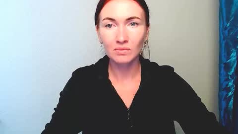 Snapshot of _cutie_and_shy_ chatting on September 23, 9:01 am _cutie_and_shy_ online show from September 23, 9:01 am
