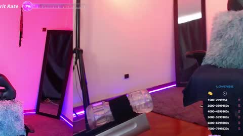 Snapshot of _delacruz911_ chatting on May 17, 1:29 pm delacruz online show from May 17, 1:29 pm