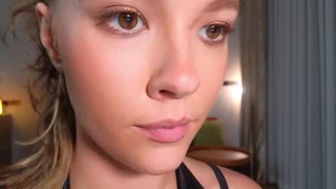 DemiDee online show from October 10, 3:44 pm