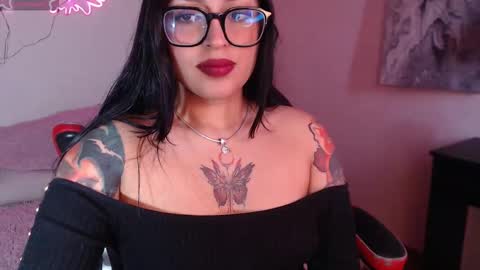 Snapshot of _dennise chatting on September 13, 5:02 pm _dennise online show from September 13, 5:02 pm