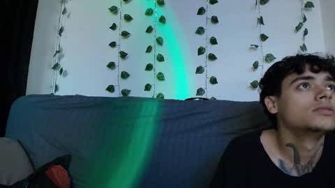 Snapshot of _dualseduction chatting on June 2, 1:18 am steve and geral online show from June 2, 1:18 am