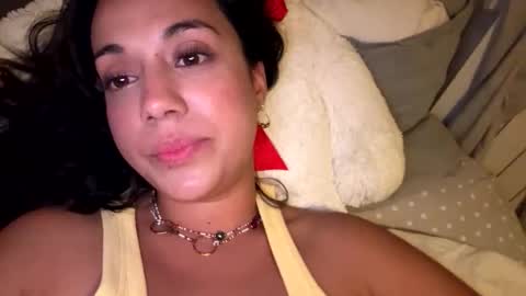 Snapshot of _elena_barra chatting on May 31, 10:44 pm elena barra online show from May 31, 10:44 pm