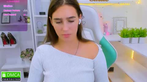 Lizzy  online show from September 8, 9:58 pm