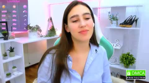 Lizzy  online show from February 1, 10:08 pm