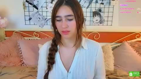 Snapshot of _eliizabeth__ chatting on May 10, 12:38 am Lizzy online show from May 10, 12:38 am