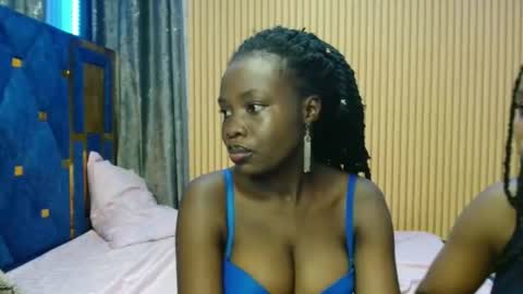 Elinah online show from November 27, 3:47 pm