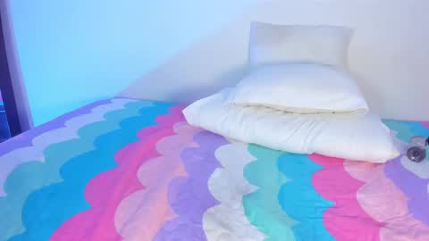 Elizabeth online show from February 26, 8:48 am