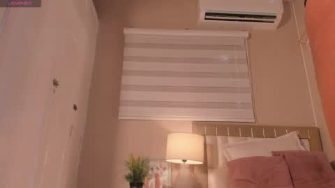 Hi Im Emily online show from January 7, 1:13 pm