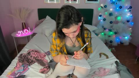 _emily__strike_ online show from December 29, 12:55 pm