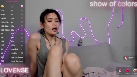 _emily__strike_ online show from January 31, 12:51 pm