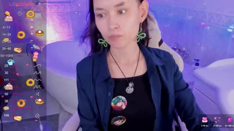 _emily__strike_ online show from September 17, 10:17 am