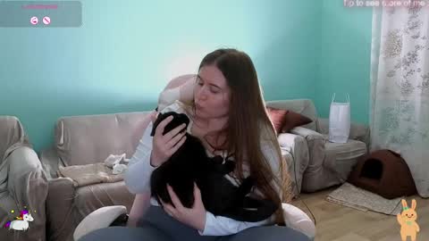 Snapshot of _enni__ chatting on April 19, 6:10 pm Sam online show from April 19, 6:10 pm