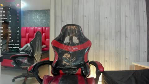 _erick_j online show from April 4, 8:06 pm