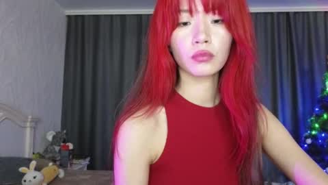 Snapshot of _eve____ chatting on December 10, 9:33 pm EveEva online show from December 10, 9:33 pm