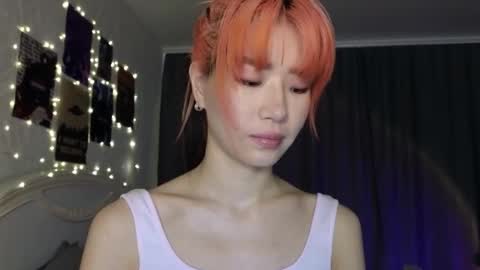 Snapshot of _eve____ chatting on March 5, 10:11 am EveEva online show from March 5, 10:11 am