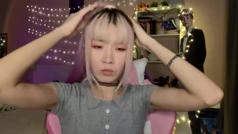 Snapshot of _eve____ chatting on February 2, 7:56 pm EveEva online show from February 2, 7:56 pm