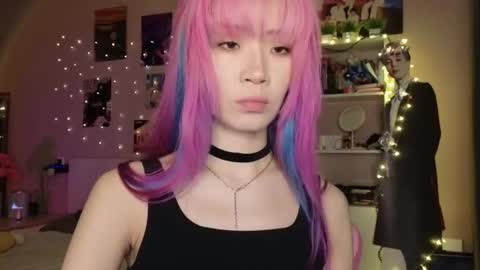 Snapshot of _eve____ chatting on February 23, 3:04 am EveEva online show from February 23, 3:04 am