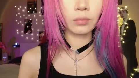 Snapshot of _eve____ chatting on February 24, 2:20 am EveEva online show from February 24, 2:20 am