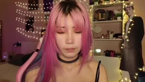 Snapshot of _eve____ chatting on March 2, 4:03 am EveEva online show from March 2, 4:03 am