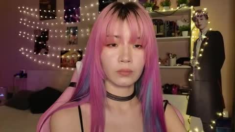 Snapshot of _eve____ chatting on March 2, 7:15 am EveEva online show from March 2, 7:15 am