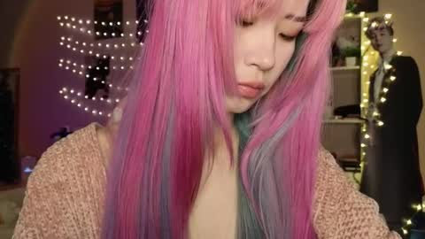 Snapshot of _eve____ chatting on March 4, 1:00 am EveEva online show from March 4, 1:00 am