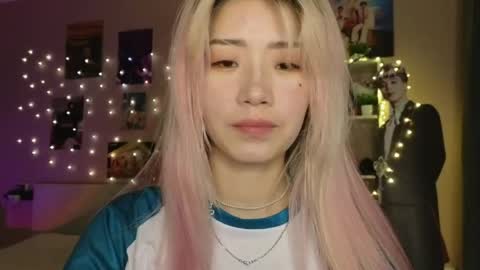 EveEva online show from April 12, 1:54 am