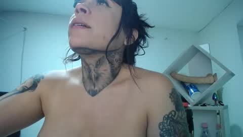  Exa help me position myself with your thumb up thanks  online show from December 16, 2:16 am