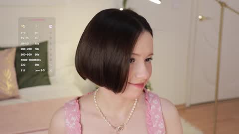 Snapshot of _female_essence_ chatting on December 26, 9:47 pm Essie online show from December 26, 9:47 pm